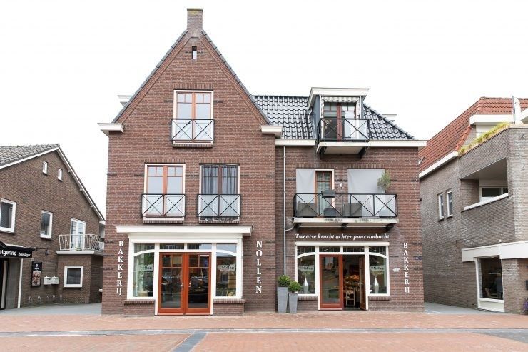 Volg Bakkerij Nollen Enter op WhatsApp