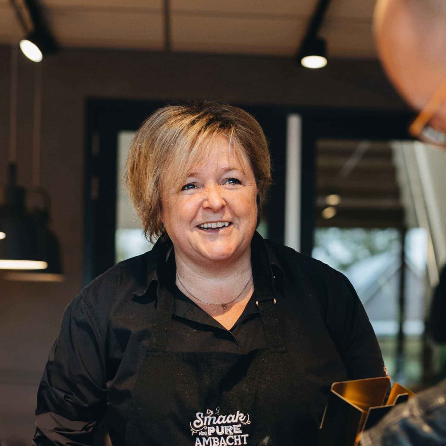 Verkoopmedewerker in Hengevelde